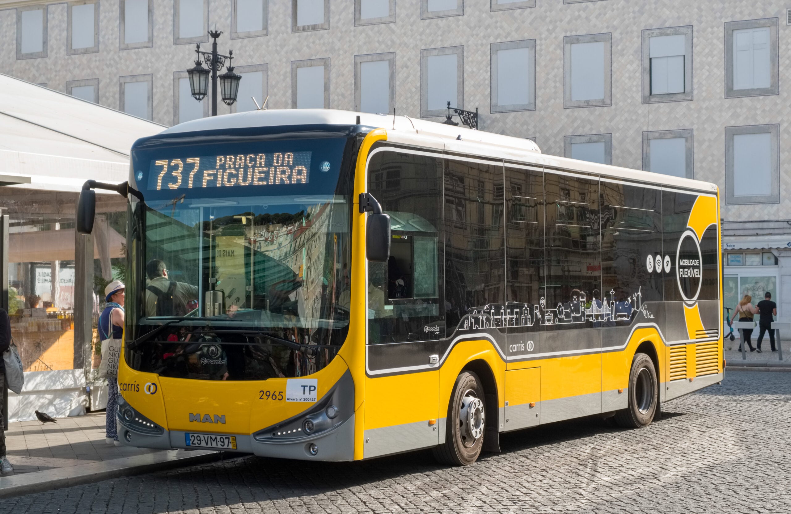 Przestań czekać na autobus w Lizbonie! Oto, jak dokładnie wiedzieć, kiedy to się pojawi