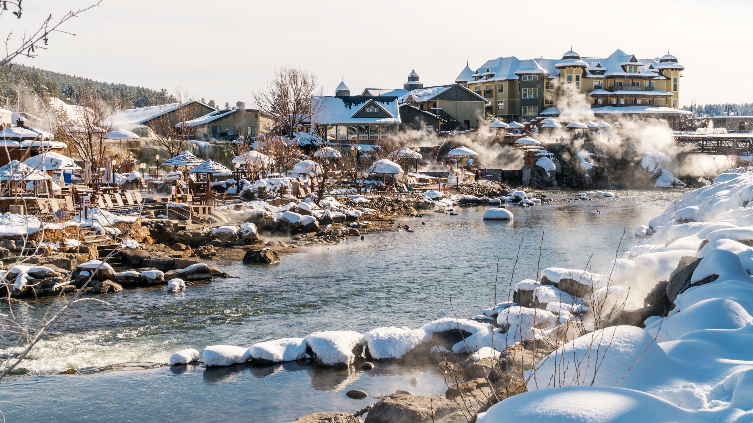 Najbardziej niedoceniane miasteczko narciarskie w Kolorado daje japońskie wibracje i przygody przypominające aspen