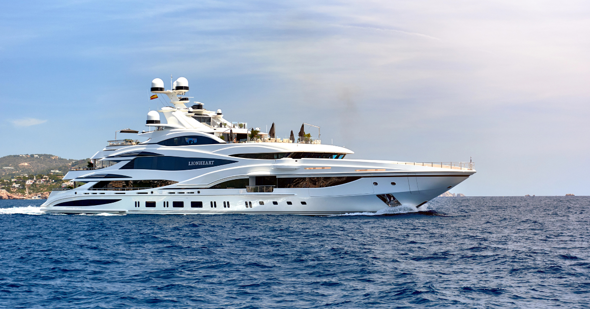 Člen posádky Superyacht dělá konečnou chybu: nedbale vyhodí položku v hodnotě 3 milionů dolarů