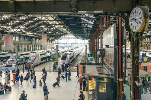 Inspirationweather w Paryżu w czerwcu