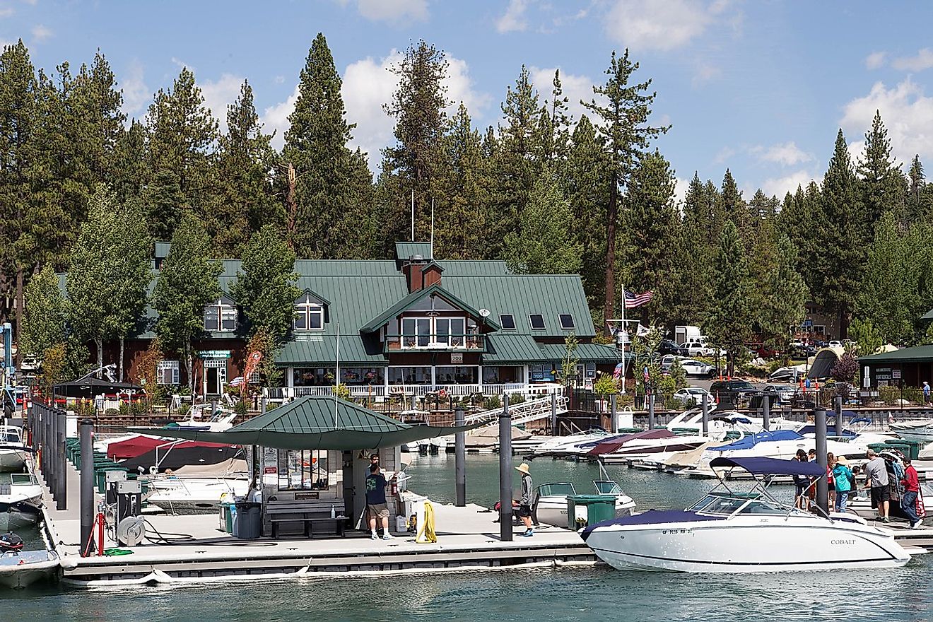 7 nejlepších měst Lakeside v severní Kalifornii